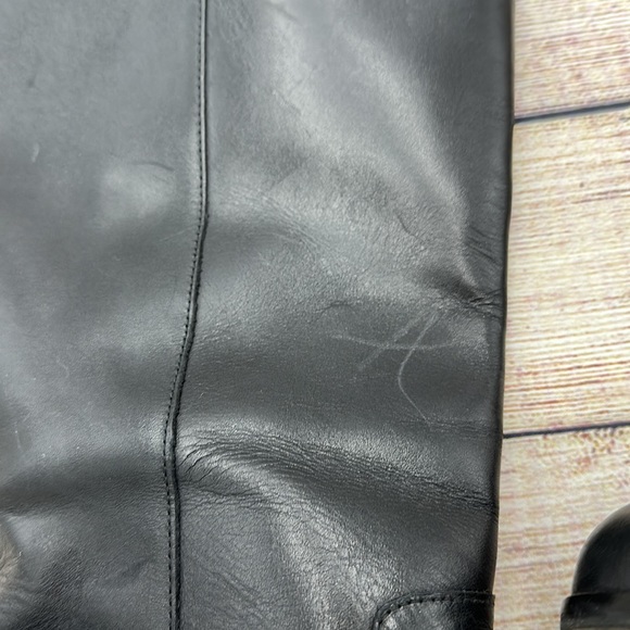 Michael Kors Black and Gold Boots Size 7.5 - Picture 8 of 12